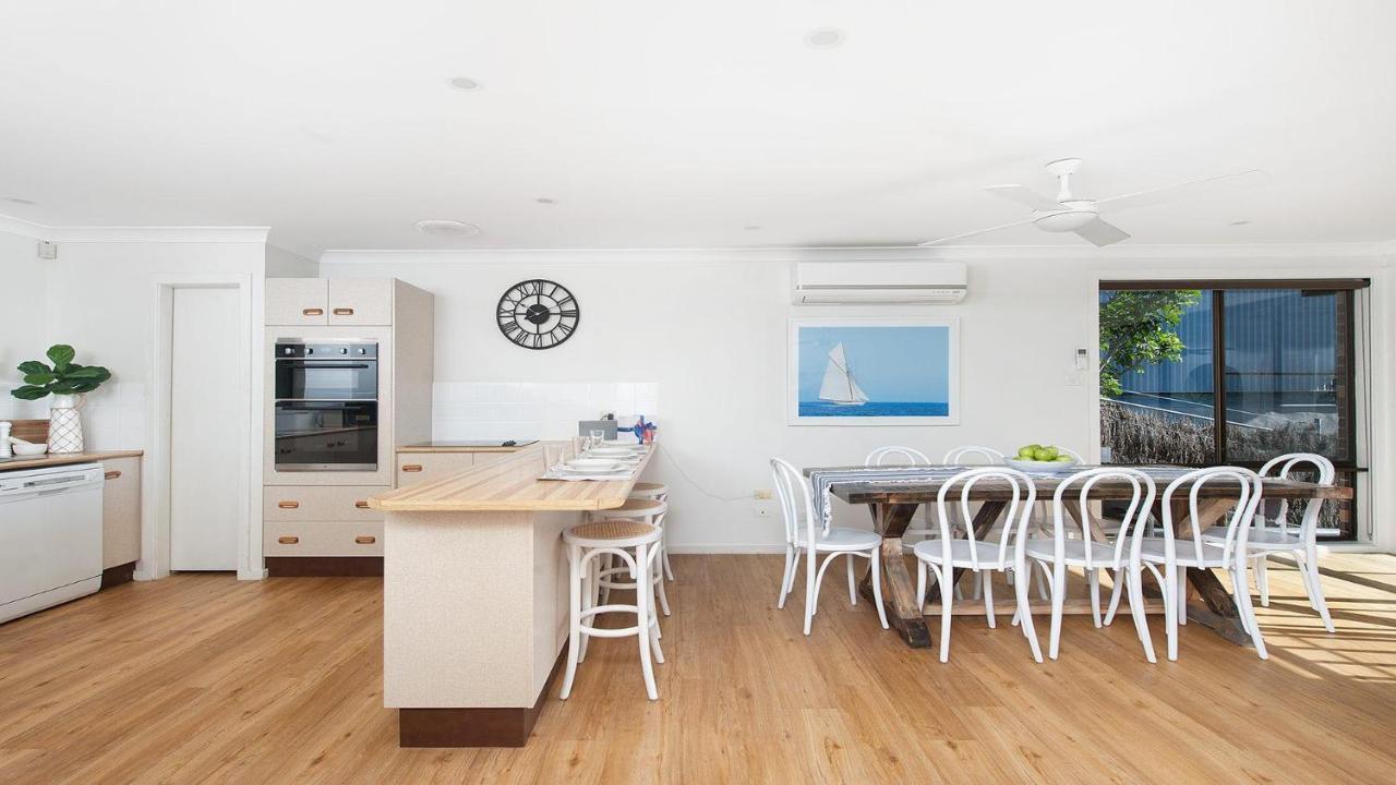 Dutchie'S Dream - Glorious Views And Opposite Dutchies Beach Nelson Bay Exteriér fotografie